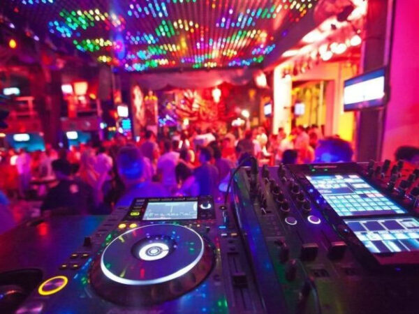 Best Clubs in Cabo