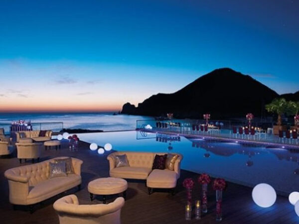 Nightlife in Los Cabos at Hotels with Nightclubs in Cabo San Lucas