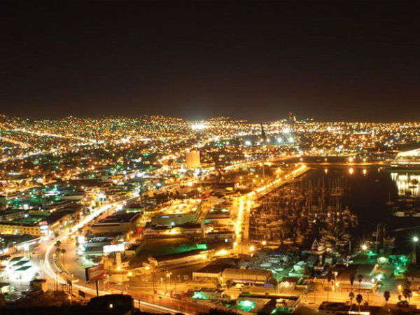 Luz noche en Ensenada