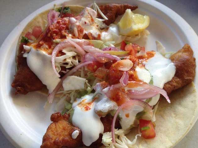 Tacos de Pescado en Ensenada Mexico